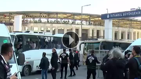 Be�ikta� taraftar�, derbiye b�yle gitti