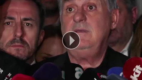 Serdal Adal�: 'Bu tiyatronun par�as� olmay�z'