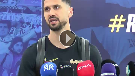  Emre Akbaba: 'Y�llard�r S�per Lig'deyim, b�yle bir hikaye g�rmedim'