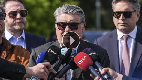 Serdal Adal�: '�enol G�ne� ile �al��may� d���nm�yorum'