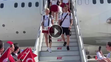 Filenin Sultanlar�, T�rkiye'ye d�nd�
