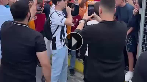 Leao'yu kar��lamaya gelen Be�ikta�l�!