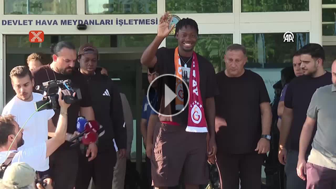 Bitshiabu, Galatasaray i�in �stanbul'a geldi