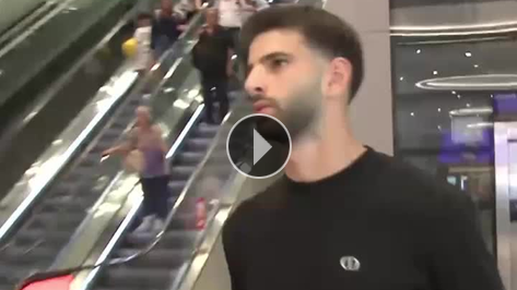�mit Akda�, �stanbul'a geldi
