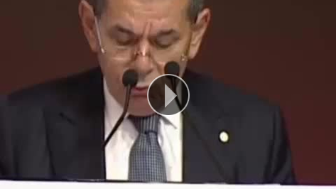 Dursun �zbek'ten �st �ste 5 �ampiyonluk mesaj�
