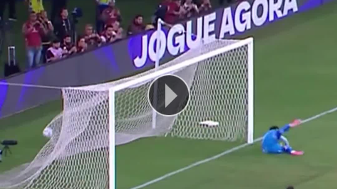 Muslera'dan tarihi ba�ar�; 3 penalt� kurtard�!