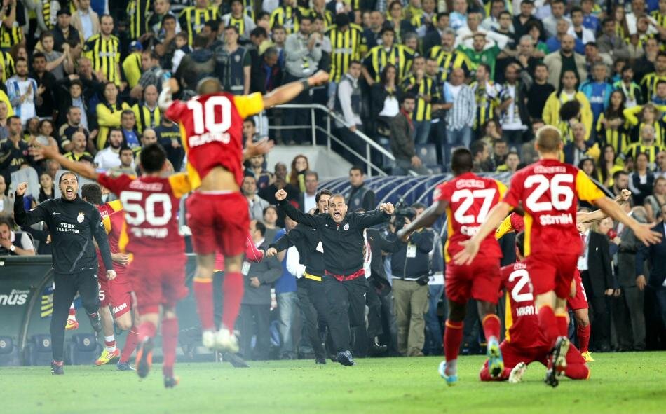 KADIK�Y'DE GALATASARAY'IN �AMP�YONLU�U