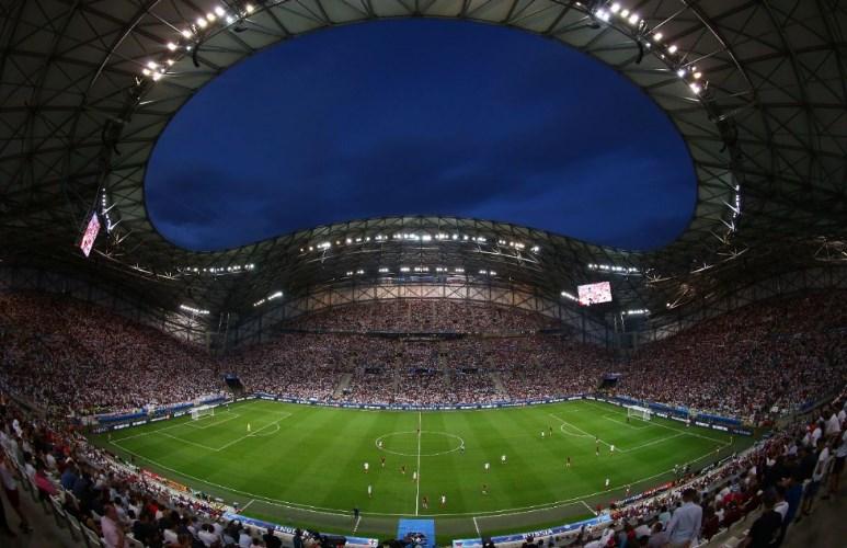 uefa dan turkiye ye rus saati