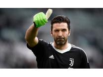Efsane kaleci Buffon'un artk bir Tank Komutan Galerisi