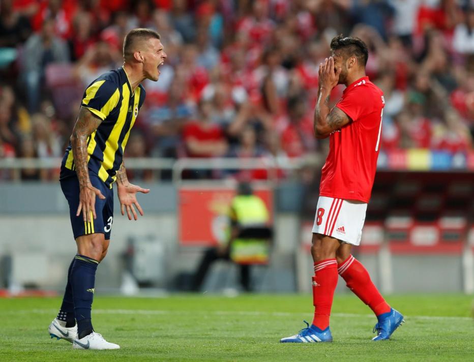 Spor Yazarlarindan Benfica Fenerbahce Maci Yorumlari Sporx Galeri