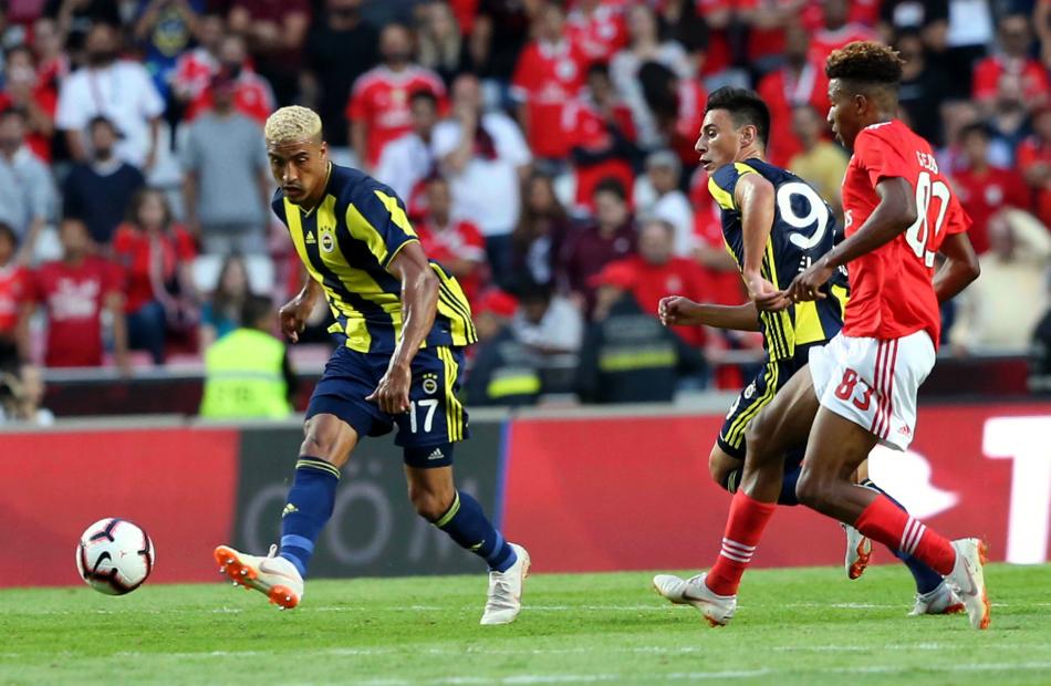 Spor Yazarlarindan Benfica Fenerbahce Maci Yorumlari Sporx Galeri