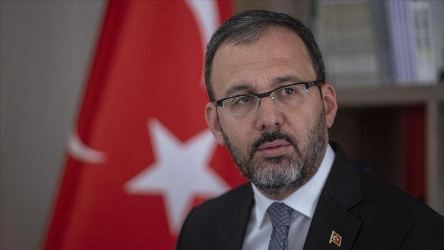 Bakan Kasapoğlu�ndan federasyon ve kulüplere uyarı! Sporx Galeri