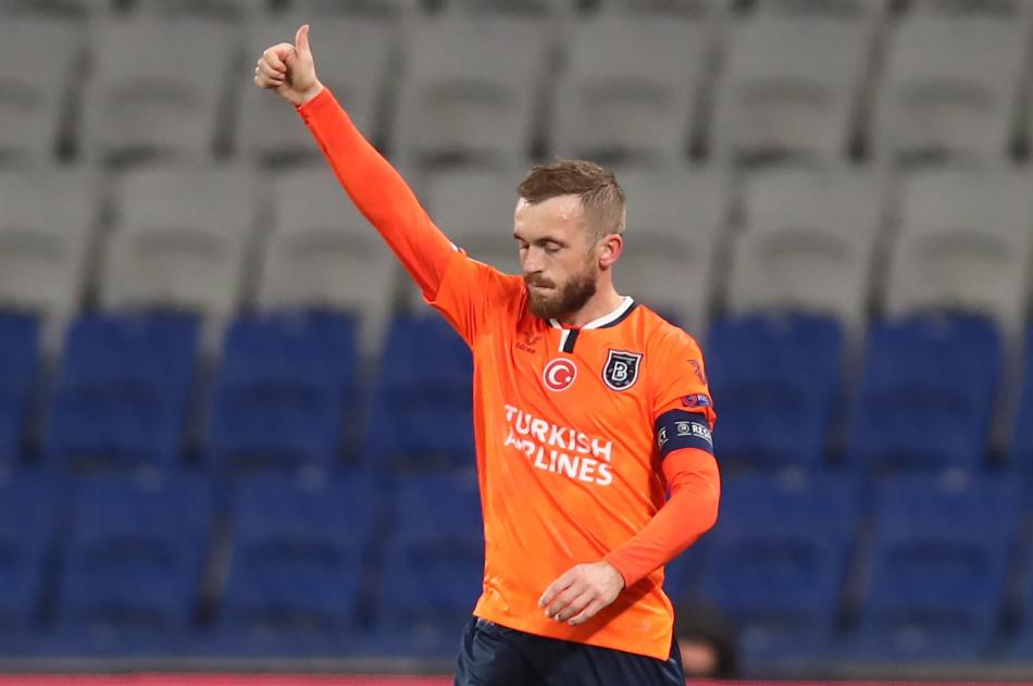 Emre Belozoglu Ndan Surpriz Hamle Edin Visca Sporx Galeri
