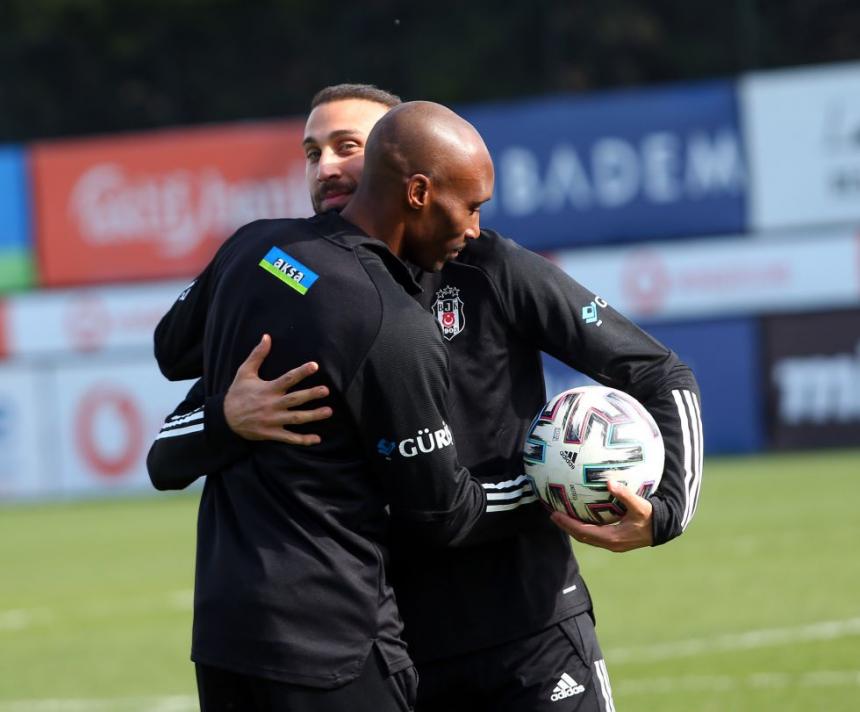 Sporx: Cenk Tosun'dan Sergen Yalçın'a: "Şampiyonluk için geldim!"