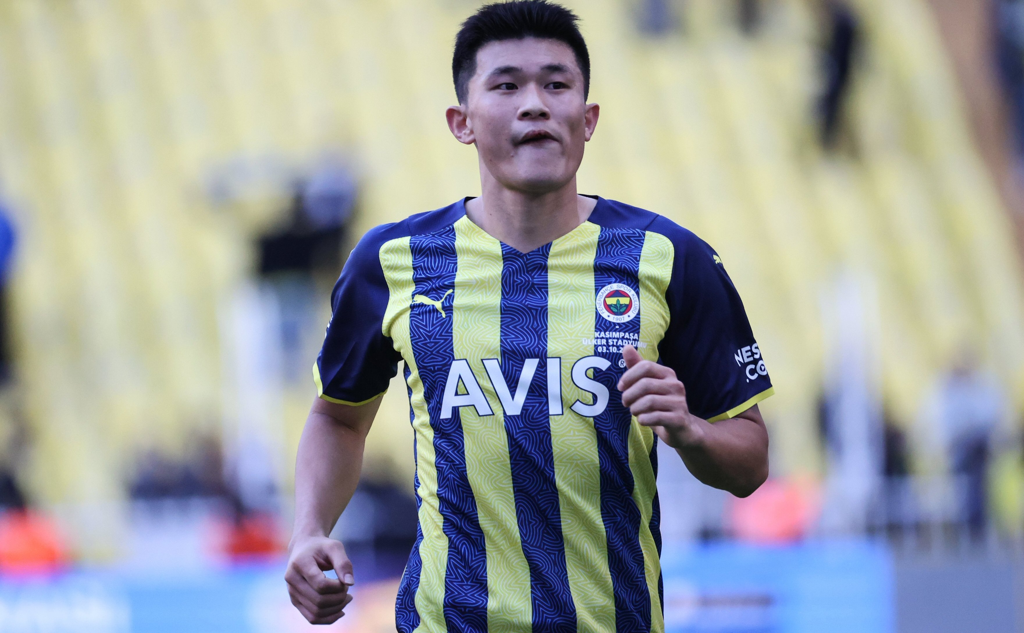 KIM MIN-JAE Man Yldz