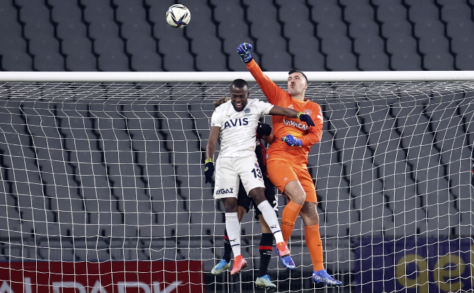 EMILIANO VIVIANO Man Yldz