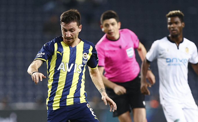 MERT HAKAN YANDA Man Yldz