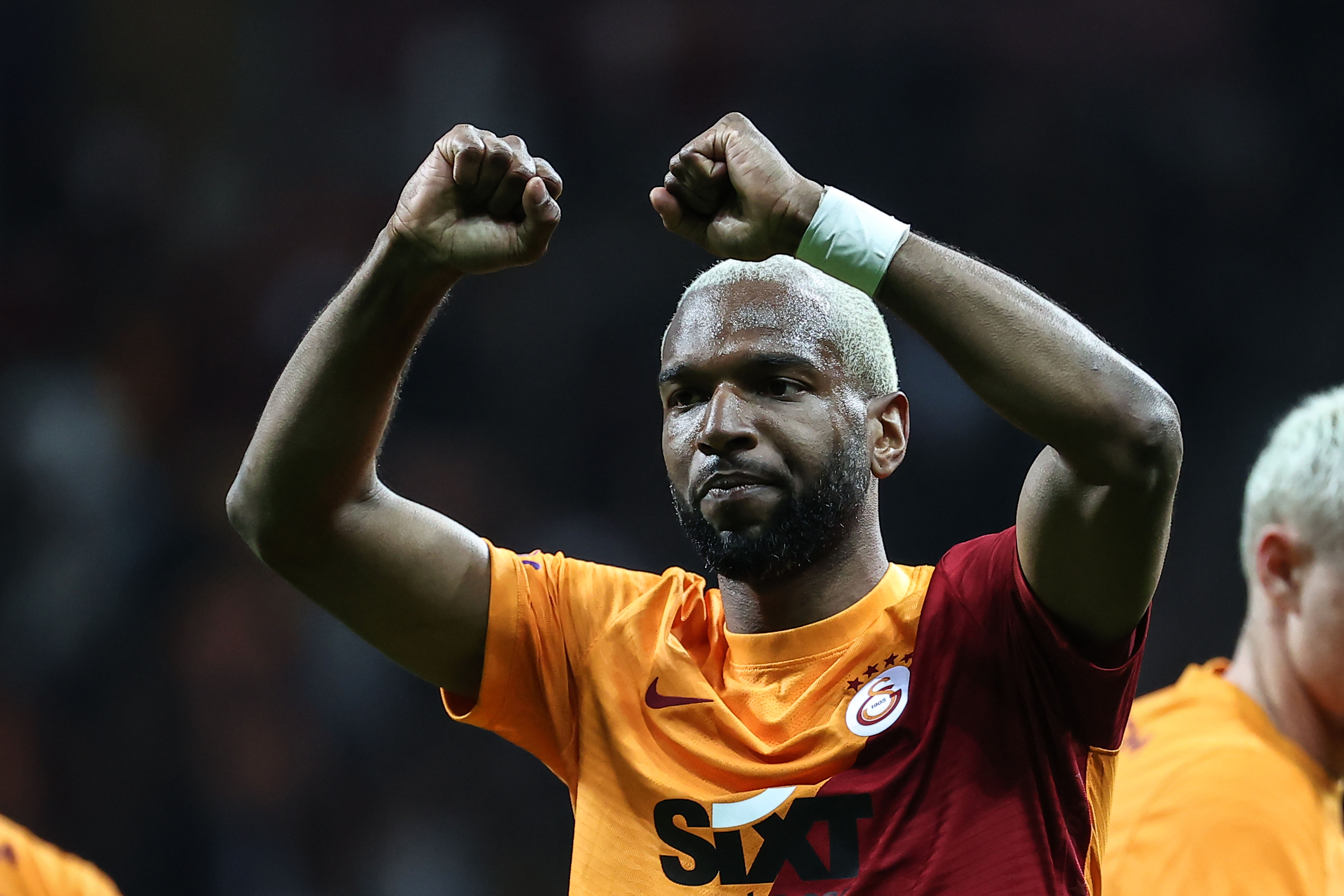 RYAN BABEL Man Yldz