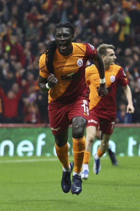 GOMIS'TEN AÇIKLAMALAR
Galatasaray'ın yıldız ismi Bafetimbi Gomis, Fransız basınına açıklamalarda bulundu.