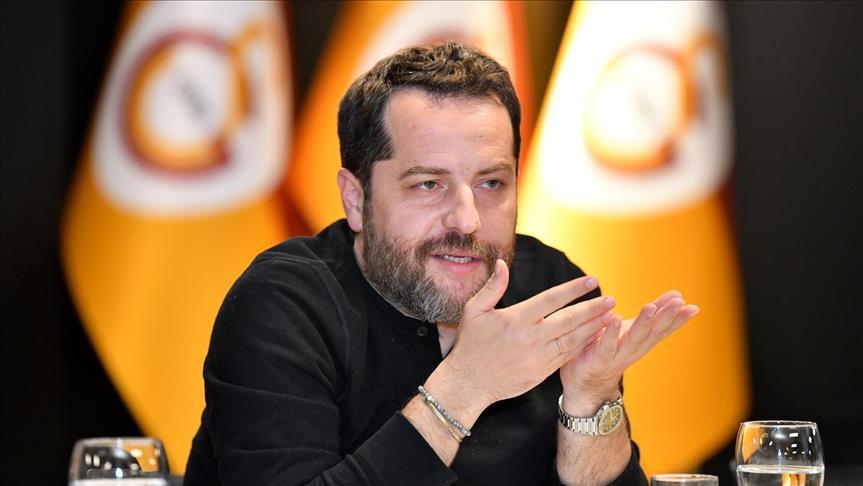 ERDEN TİMUR'UN AÇIKLAMALARI
Galatasaray Sportif A.Ş. Yönetim Kurulu Başkanvekili Erden Timur, kulüp televizyonunda gündeme dair açıklamalarda bulundu.