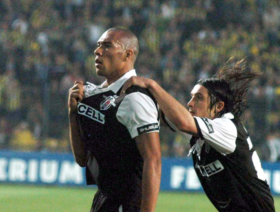 JOHN CAREW - 7.6 MİLYON EURO