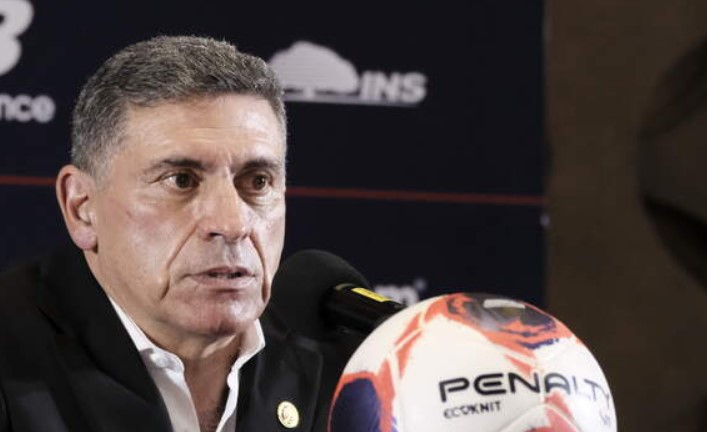 LUIS FERNANDO SUAREZ