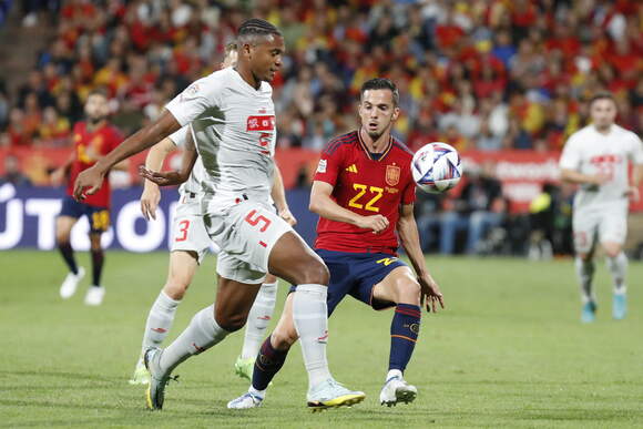 MANUEL AKANJI