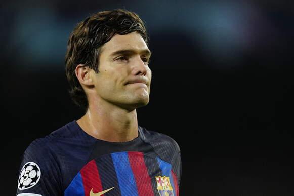 GALATASARAY'DAN MARCOS ALONSO'YA KANCA
Galatasaray'da transfer çalışmaları yoğun bir şekilde devam ediyor. Bu sezon sol bek bölgesinde istikrarı yakalayamayan Cimbom, bu bölgeye takviye yapmak için çalışmalarını sürdürüyor. Sarı- kırmızılı kulübün son olarak La Liga ekiplerinden Barcelona'nın Marcos Alonso'yu gündemine aldığı öğrenildi.