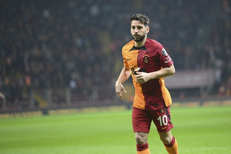 DRIES MERTENS