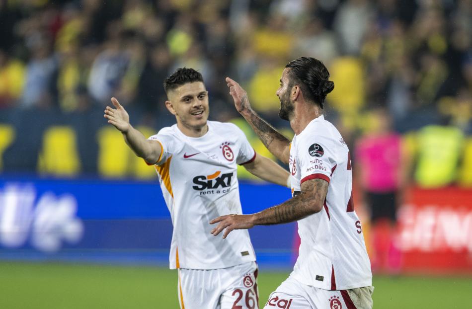 RASHICA VE KAAN AYHAN