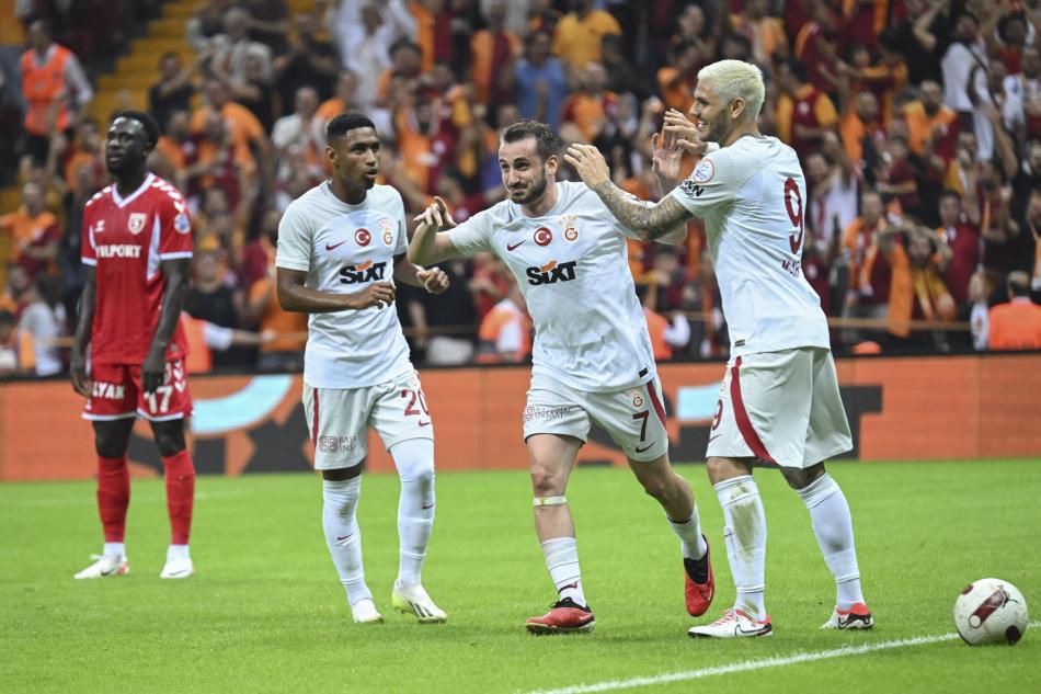 AMPYONLAR LG'NN SRPRZ TAKIMLARI