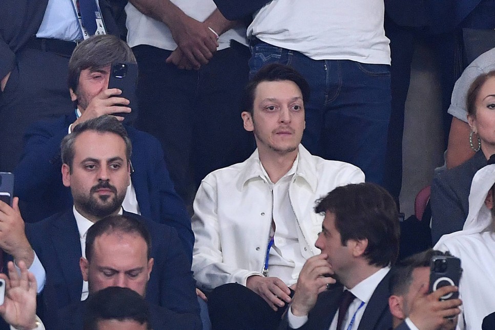 MESUT'UN RYA 11'