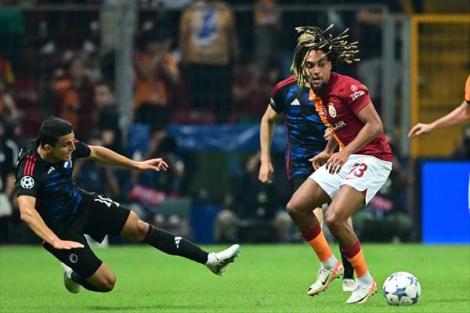 Galatasaray'da Sacha Boey mutluluu yaanyor