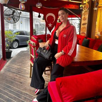 Wanda Nara'dan hastal iin paylam