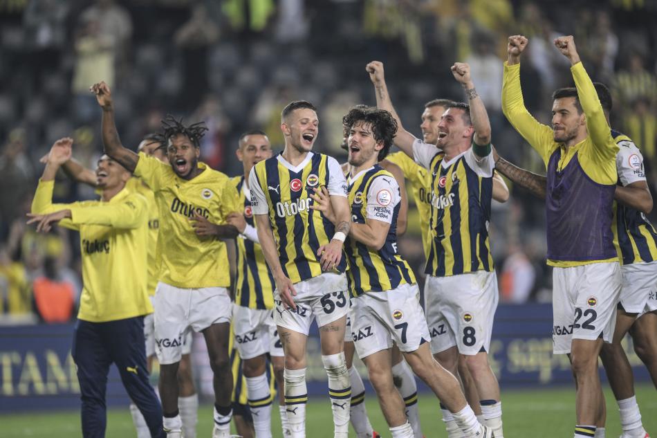 F.BAHE'NN YILDIZI YUVADAN UUYOR