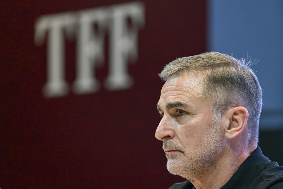 STEFAN KUNTZ'TAN AIKLAMALAR