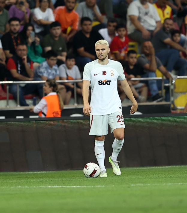 OCAKTA TEKLF GELYOR