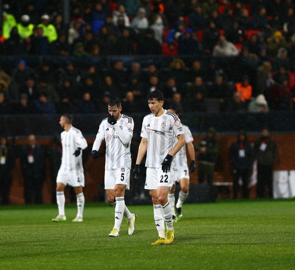 ''DEVE DİŞİ ADAMLAR LAZIM''