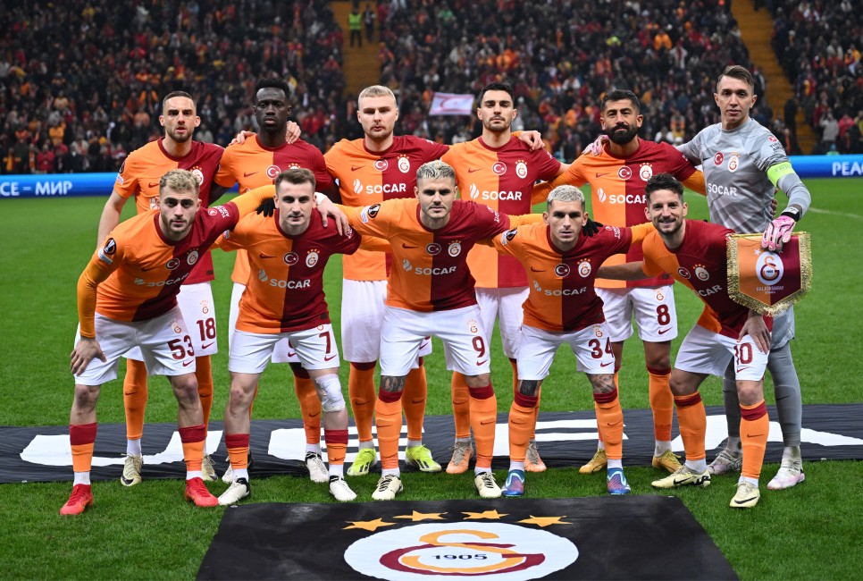 GALATASARAYLI SMLERE YAKIN TAKP