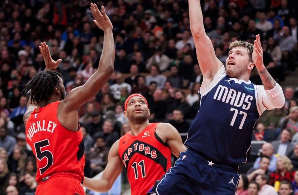 MAVERICKS 136-125 RAPTORS