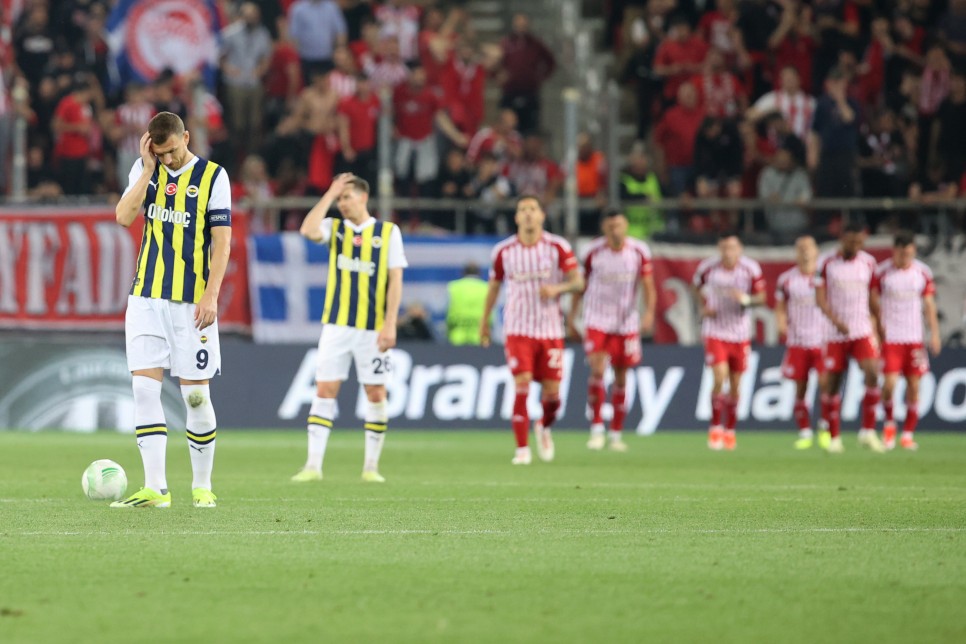 FENERBAHE HEPSNDE ELEND