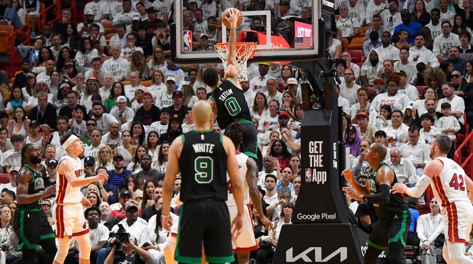 CELTICS 3-1 HEAT