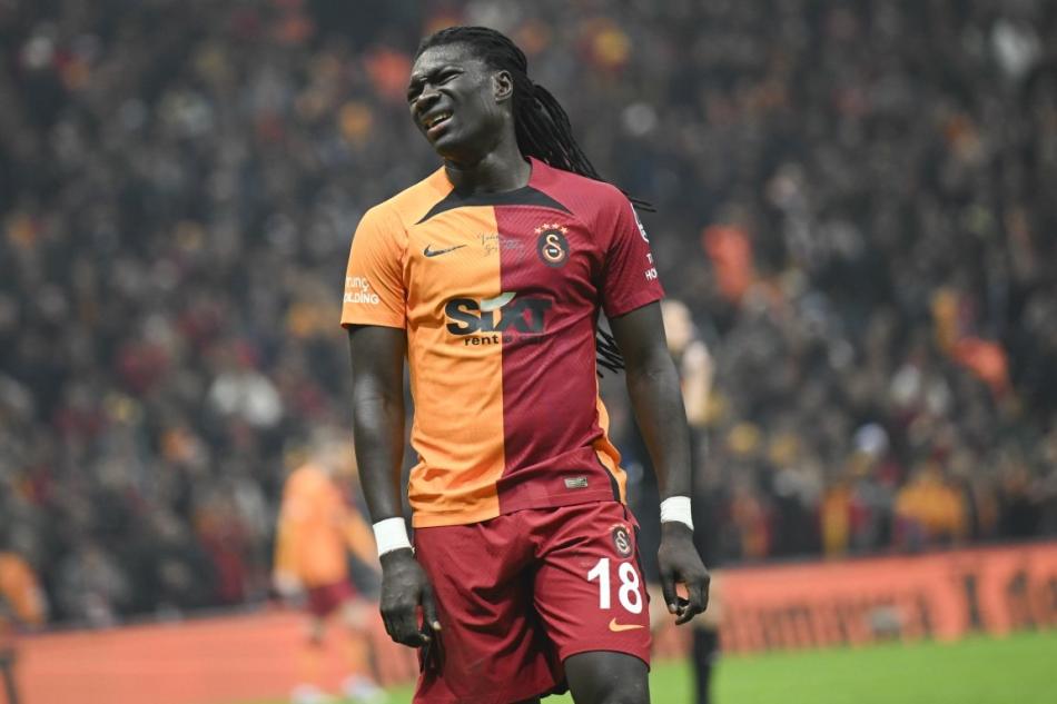 BAFETIMBI GOMIS'N AIKLAMALARI