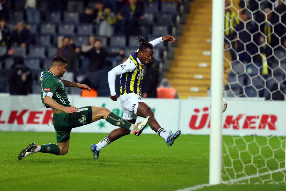 FENERBAHE'DEN DEPLASMAN REKORU