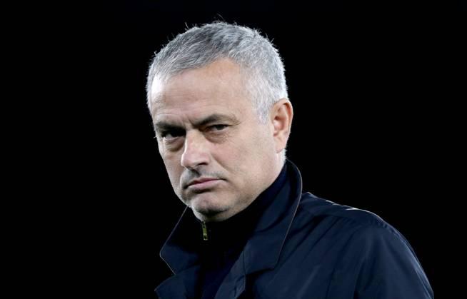 ''SELRSE MOURINHO GELYOR''