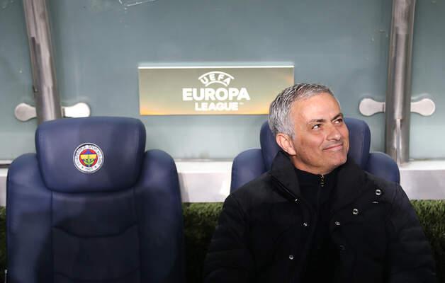 ''FAVOR JOSE MOURINHO''