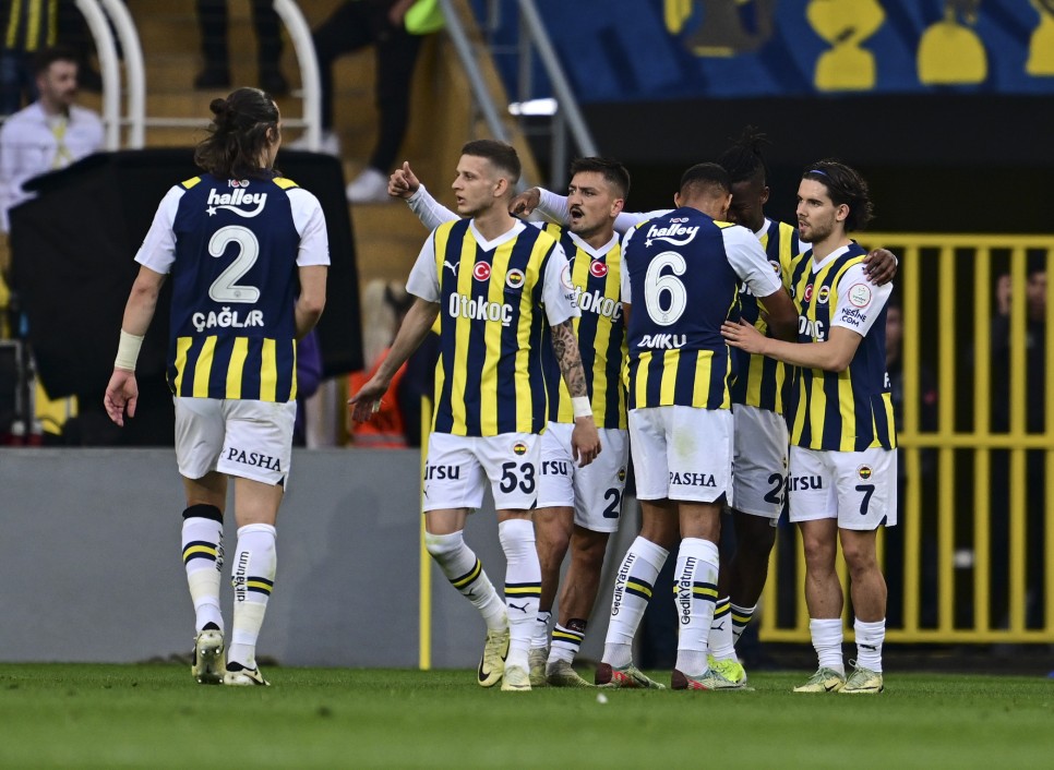 FENERBAHE'DE NELER YAANDI?