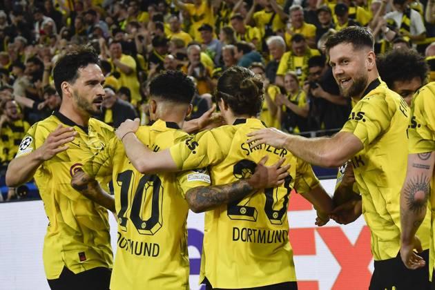 BORUSSIA DORTMUND NASIL KAZANIR?