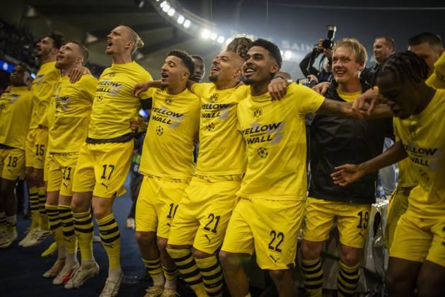 BORUSSIA DORTMUND NASIL GELD?