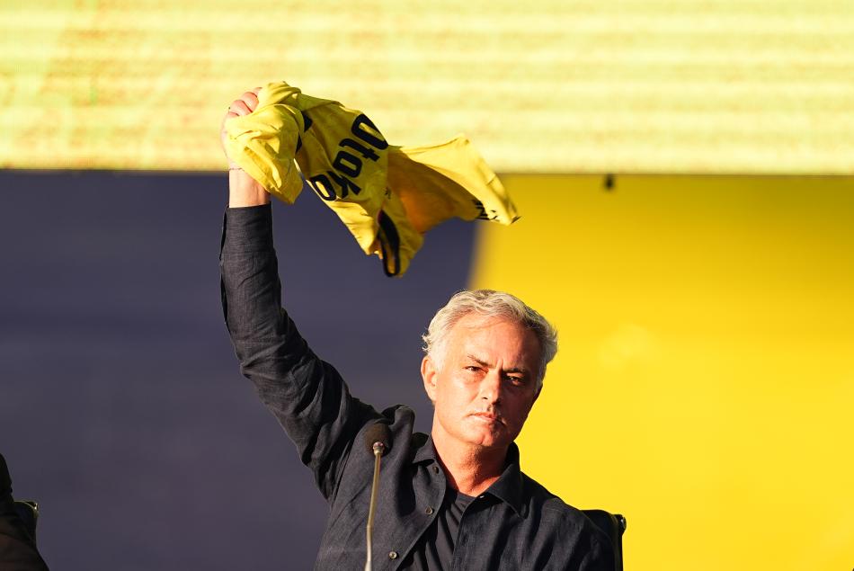 MOURINHO'NUN RAPORU BEKLENYOR